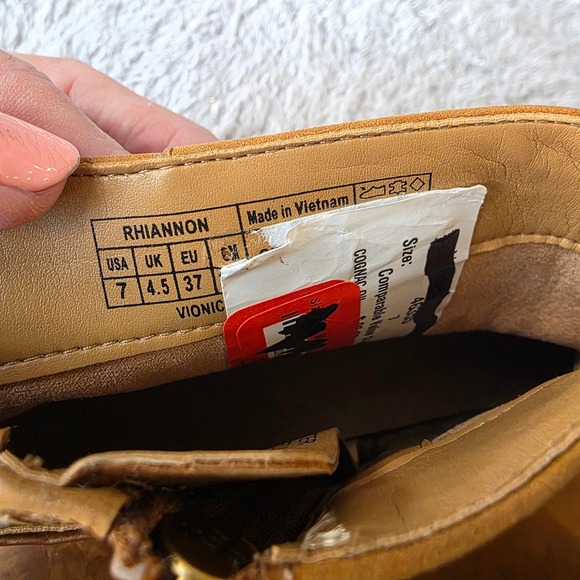 Vionic Rhiannon Cognac Distressed Western Ankle Boots Womens Size 7M Leather NEW - Picture 8 of 8